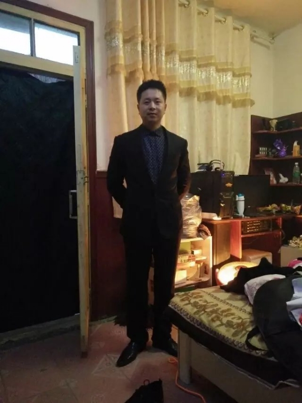 亮亮的第一张照片--靖边蓝颜知己交友网